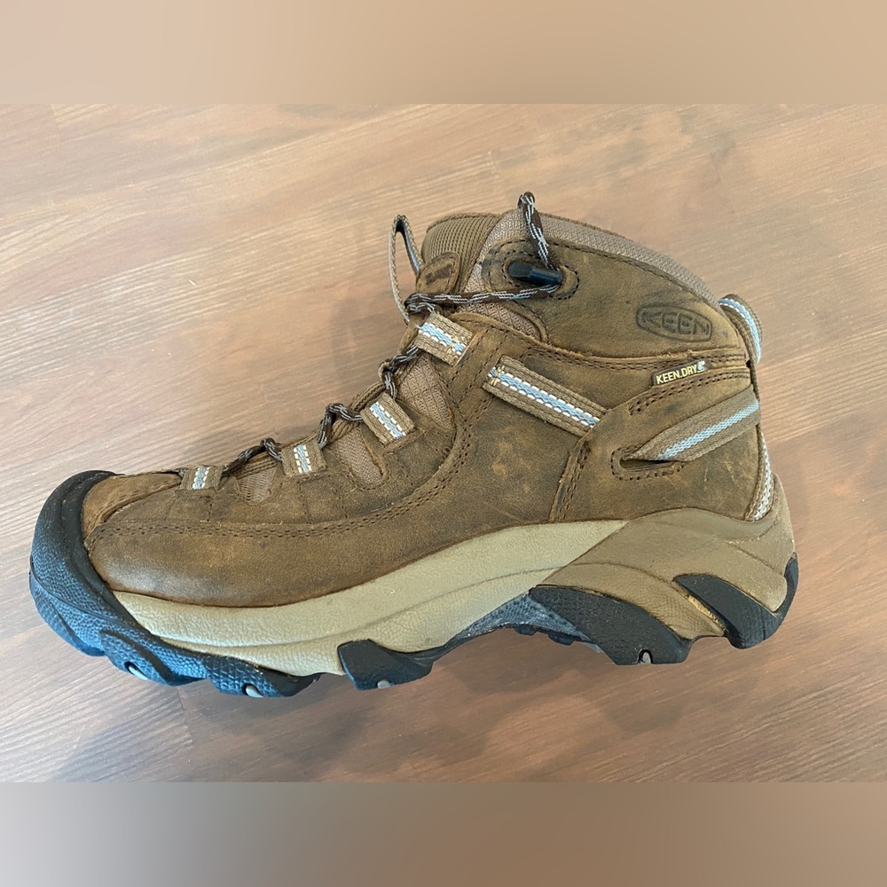 Keen Waterproof Hiking Boot - Brown - Size: 7